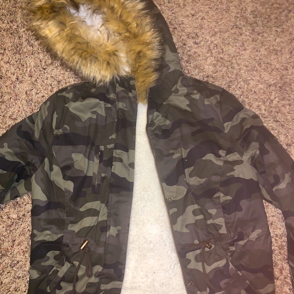 Super Cute Winter Jacket! Never Worn! - image 1